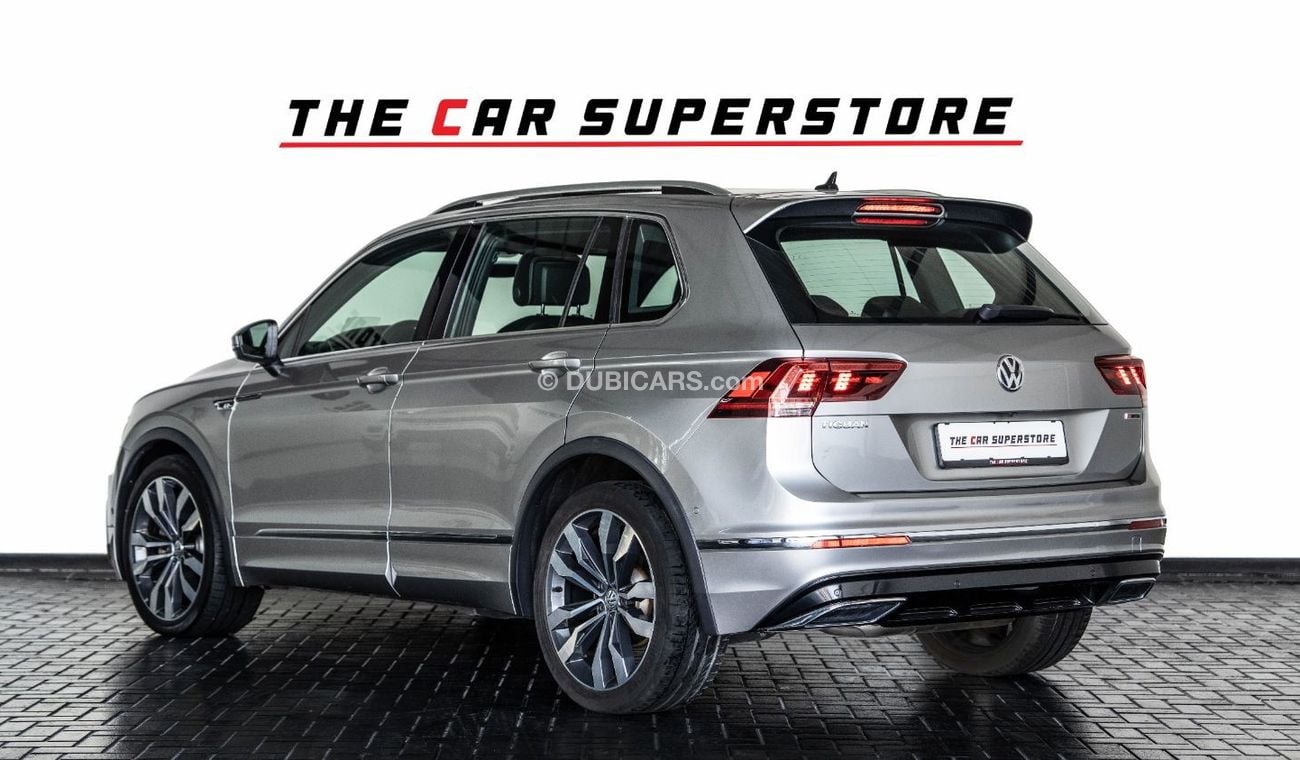 Volkswagen Tiguan R-Line 2.0L 2019-VOLKS WAGEN TIGUAN R-LINE 4MOTION-GCC-SERVICE HISTORY-1 YEAR WARRANTY