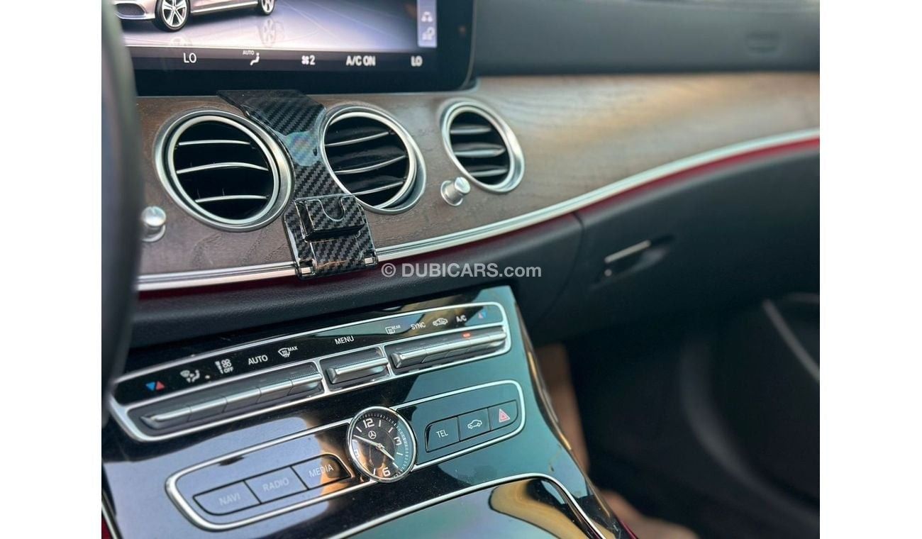 مرسيدس بنز E300 Mercedes Benz E300 2019 Korean Specs