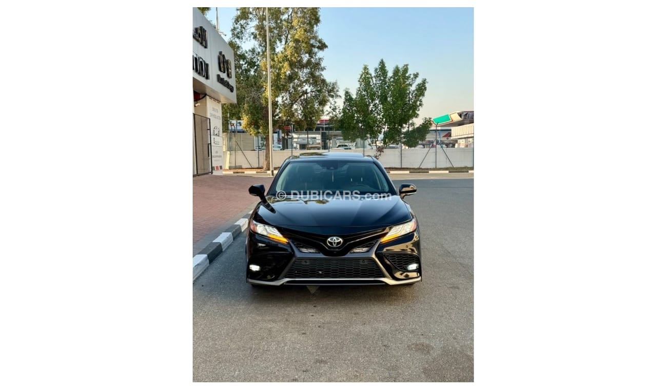 Toyota Camry 2020 XLE HYBRID ENGINE 360 CAMERAS PROJECTOR 2.5L FULL OPTION CANADA SPEC