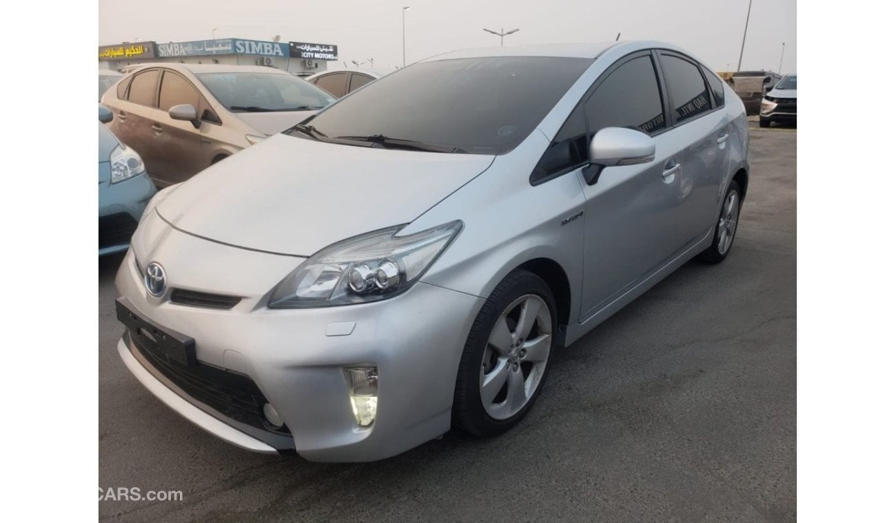 تويوتا برياس 2013  TOYOTA PRIUS HYBRID