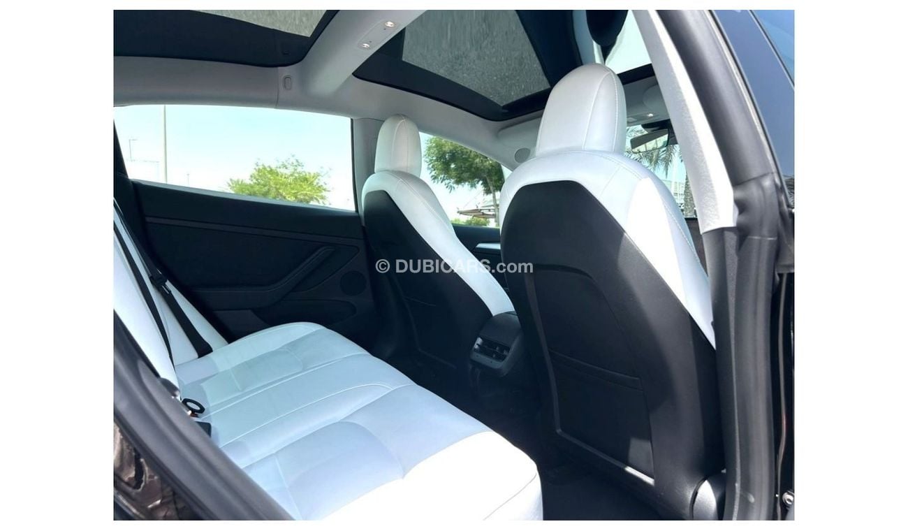 تسلا موديل 3 TESLA MODEL 3 PERFORMANCE FULL OPTION 2022 GCC LOW MILEAGE SINGLE OWNER WITH AGENCY WARRANTY IN MINT