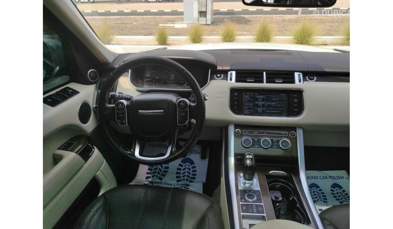 لاند روفر رينج روفر سبورت Range rover sport HSE V6 Gcc full option