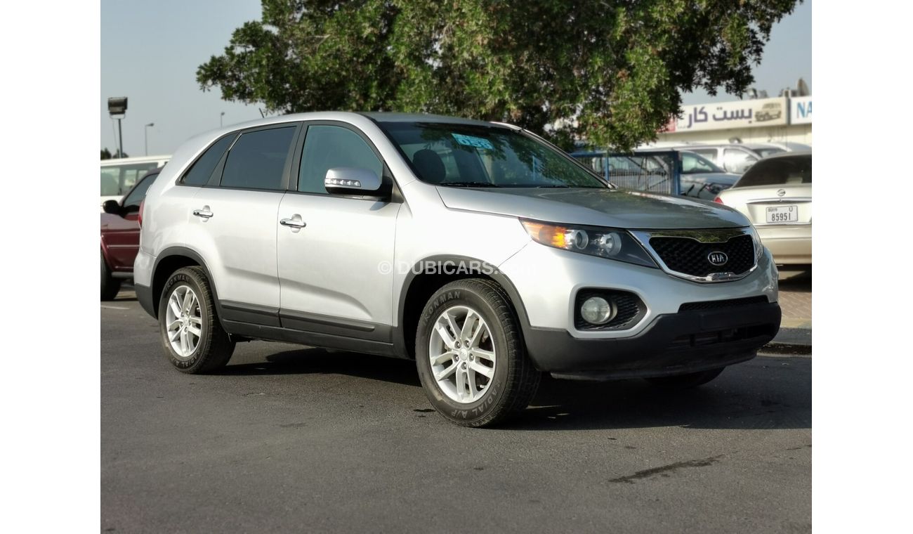 Kia Sorento LX / MID OPT / LOT#82199