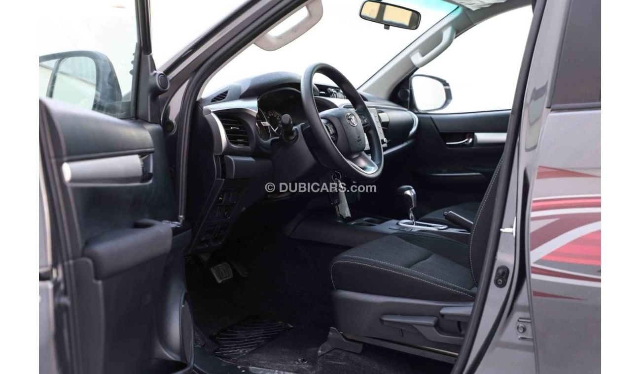 Toyota Hilux 2023 Toyota Hilux 4x4 DC 2.8 SR5 - Grey inside Black | Export Only