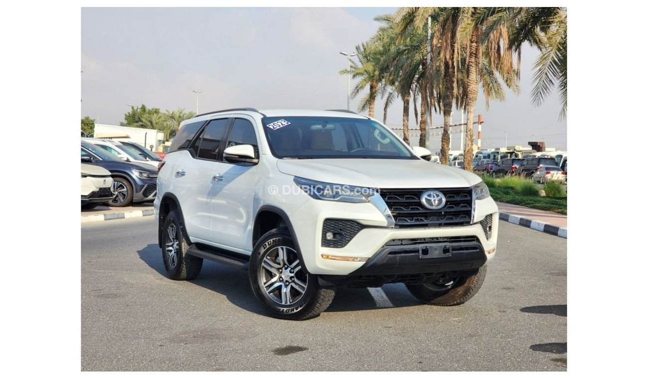 تويوتا فورتونر FORTUNER GXR GCC V6 CYLINDER