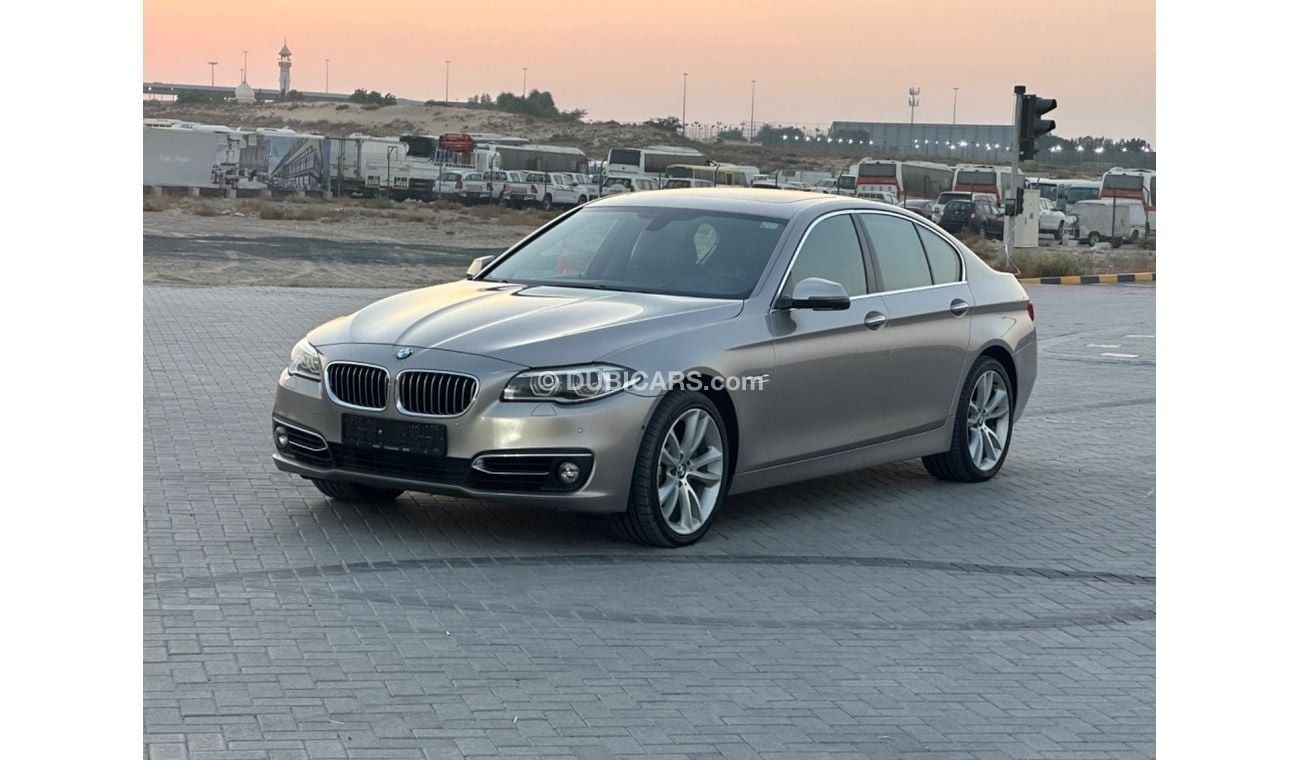 BMW 535i Luxury 3.0L BMW 535 luxury model 2015 GCC ONE OWNER 2 key special order