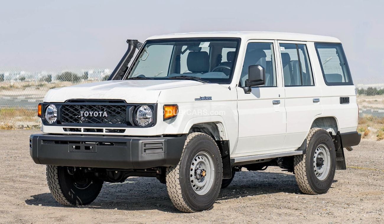 تويوتا لاند كروزر هارد توب Toyota Land Cruiser Hard Top LC76 4.2L Diesel V6 MY2024 For Export Only