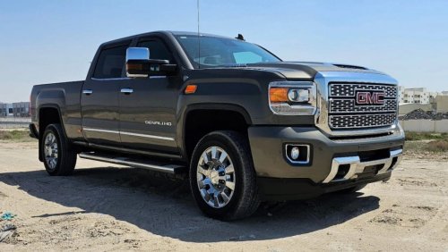 GMC Sierra DENALI    Right Hand