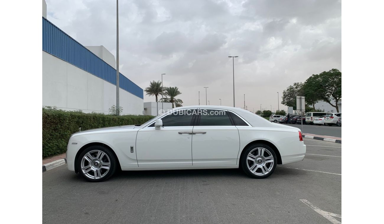 Rolls-Royce Ghost EWB 6.6L GCC SPEC NEAT AND CLEAN