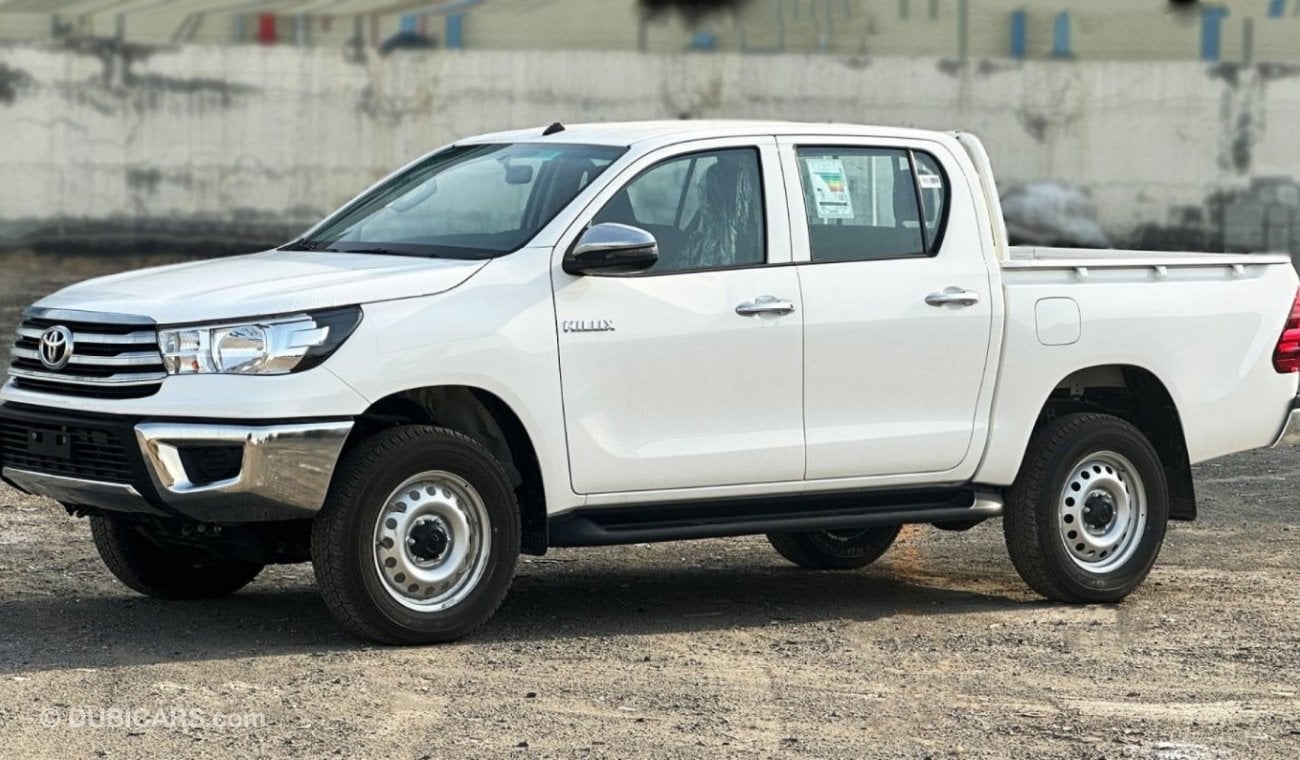 Toyota Hilux Toyota Hilux 2.7 petrol Manuel 2023 basic option four wheels