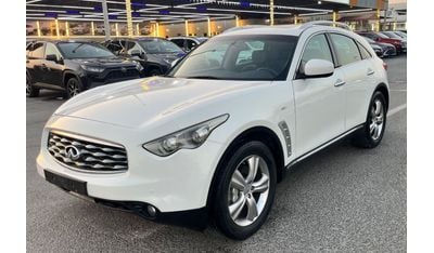 Infiniti FX35 Infiniti FX35 V6 3.5L Full Option Model 2009