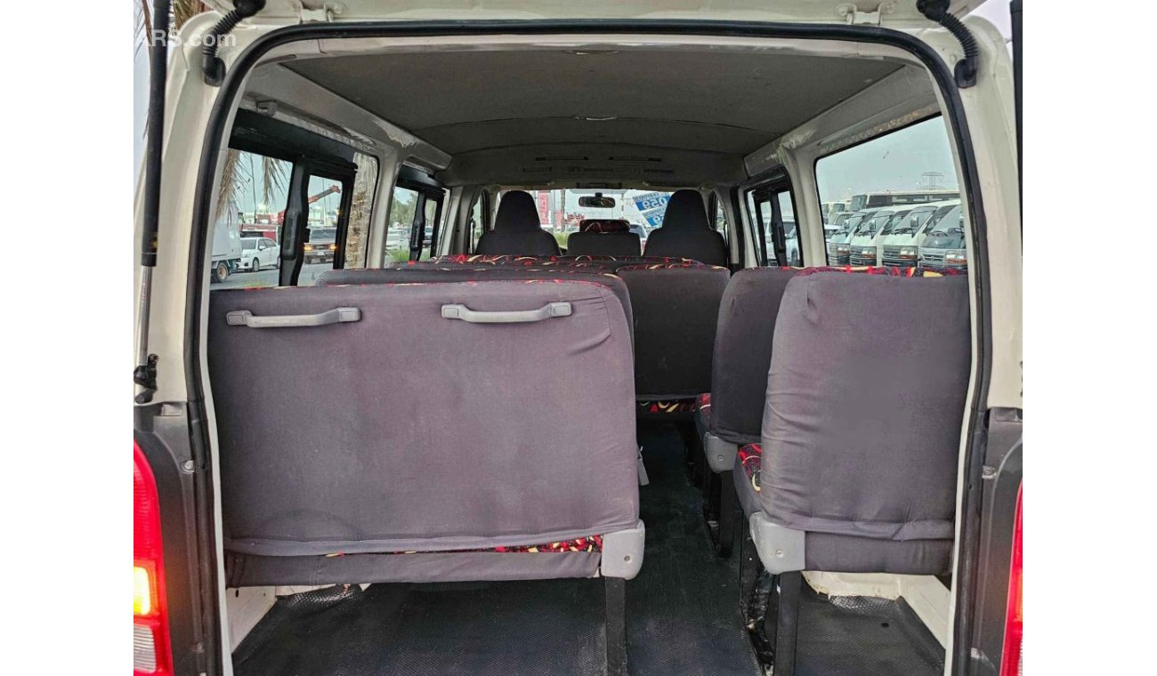 تويوتا هاياس PASSENGER/ PATROL/ MANUAL/ 15 SEATER/ EXPORT ONLY/ LOT# 105795