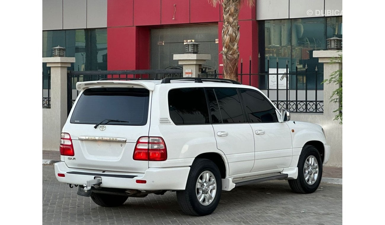 Toyota Land Cruiser تويوتا لاندكروزر GXR V6 خليجي 2005