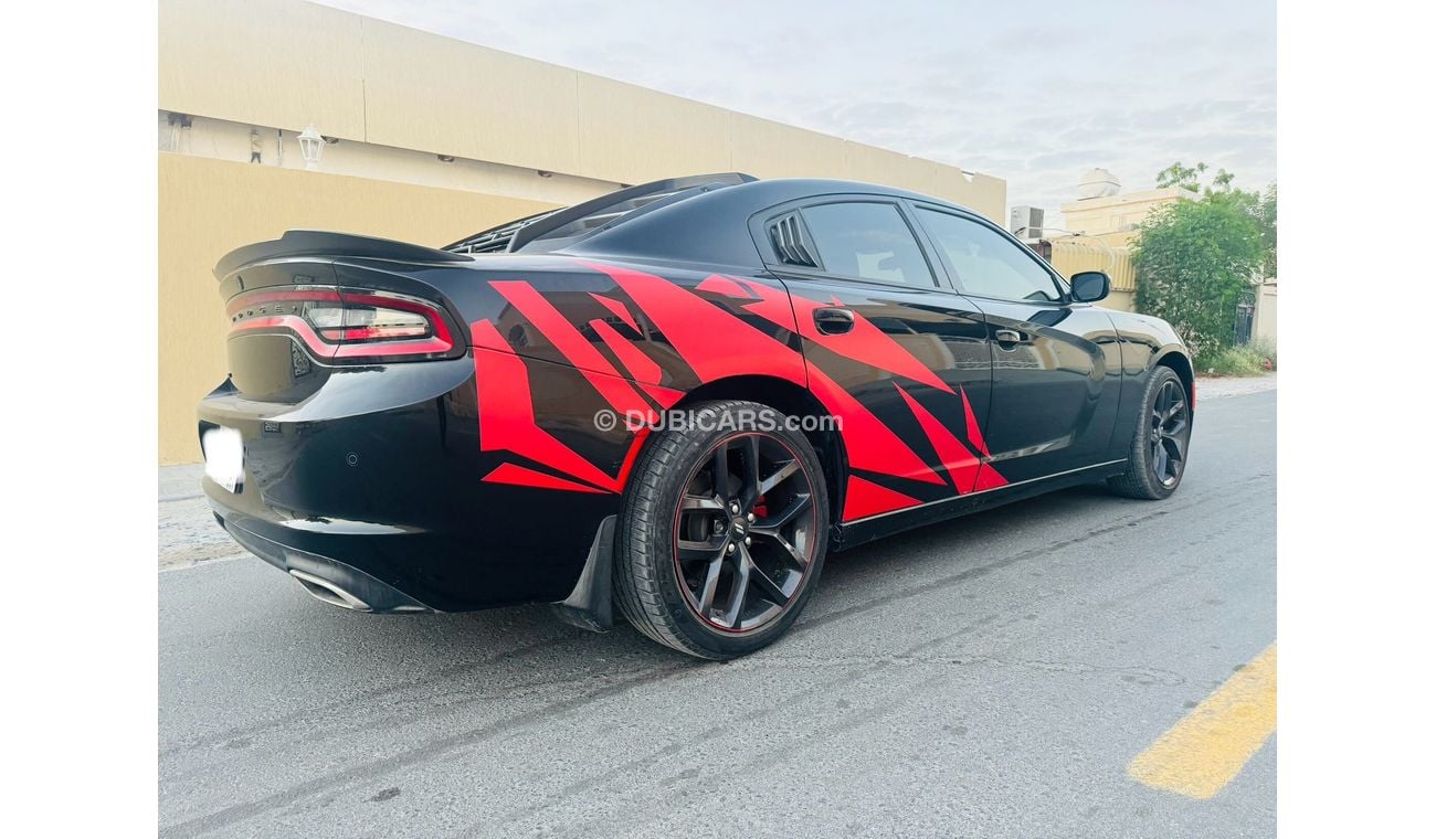 Dodge Charger SXT Mid 3.6L