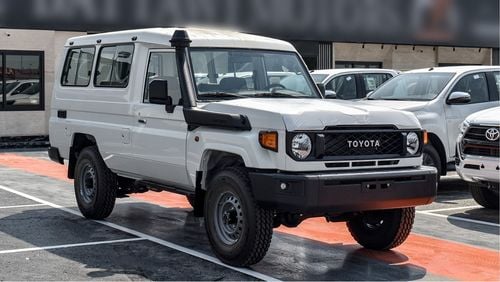 Toyota Land Cruiser Hard Top 4.0L V6 Auto Transmission