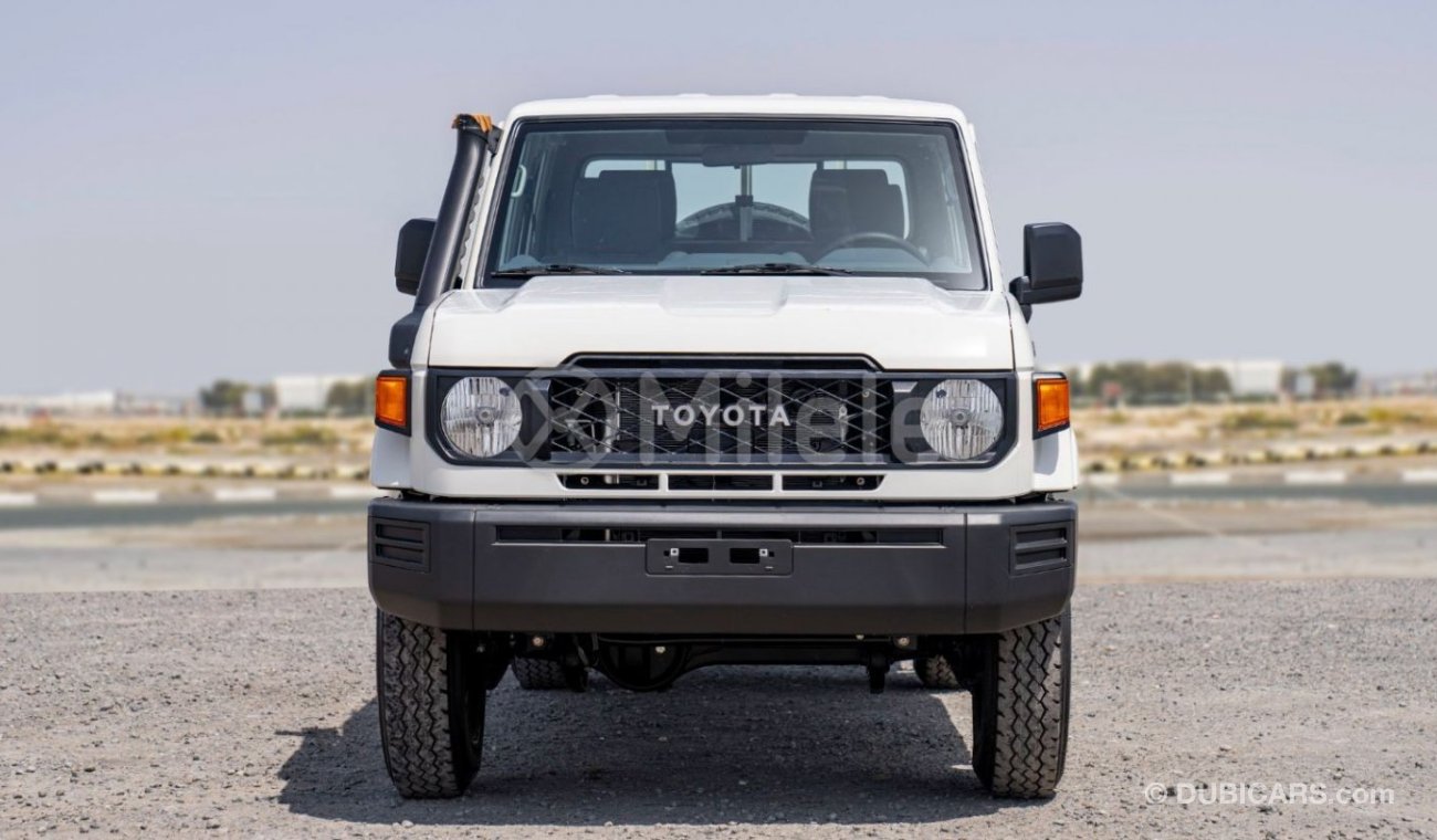 Toyota Land Cruiser Pick Up LC79DC 2.8L DIESEL: AUTOMATIC, NEW SHAPE