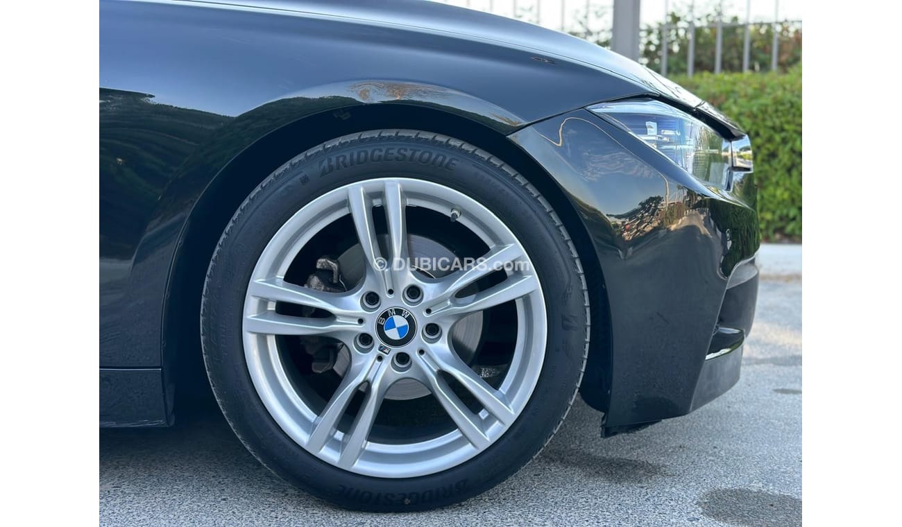 بي أم دبليو 318i BMW 318i M Package / GCC / 2018 / Perfect Condition/ Full Service History in BMW / 1,145 AED Monthly