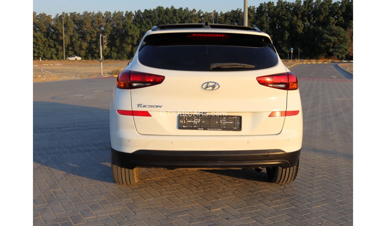 Hyundai Tucson GL Plus 2.0L