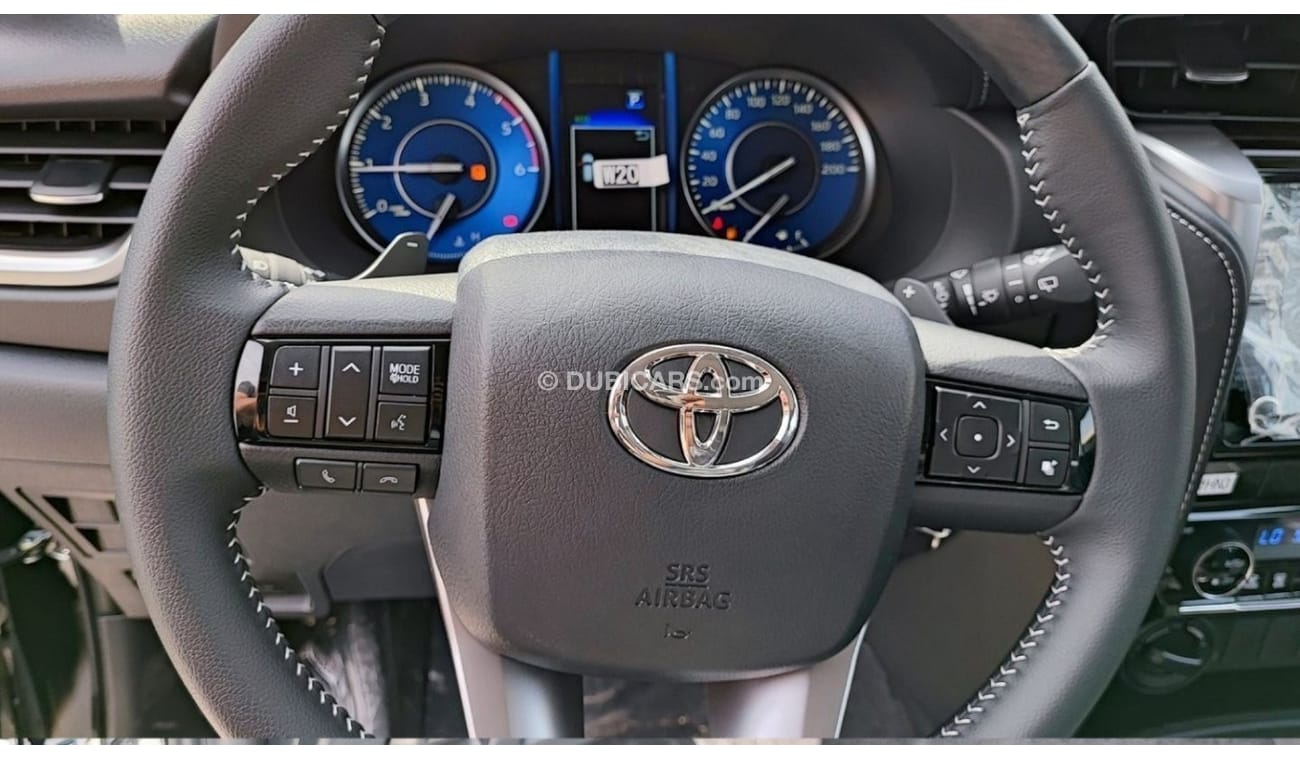 تويوتا فورتونر Toyota Fortuner 2.4L Diesel  4x4 AT 2023