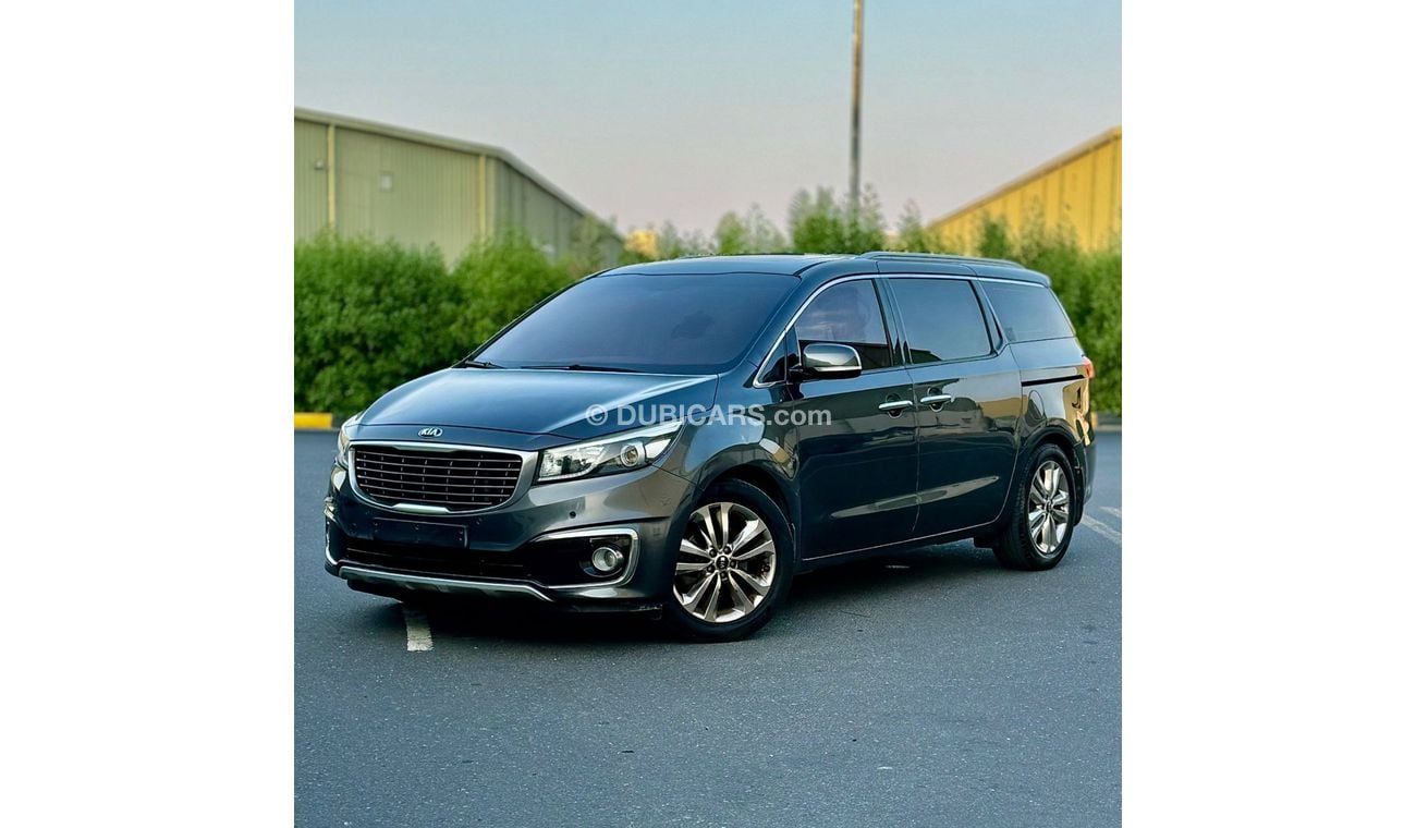 Kia Carnival EX 3.3L EX 2.2L