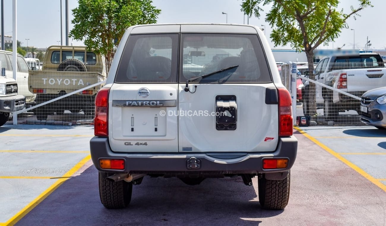 Nissan Patrol Safari Nissan Patrol Safari PATROL GL 4.8L 7-SEATER