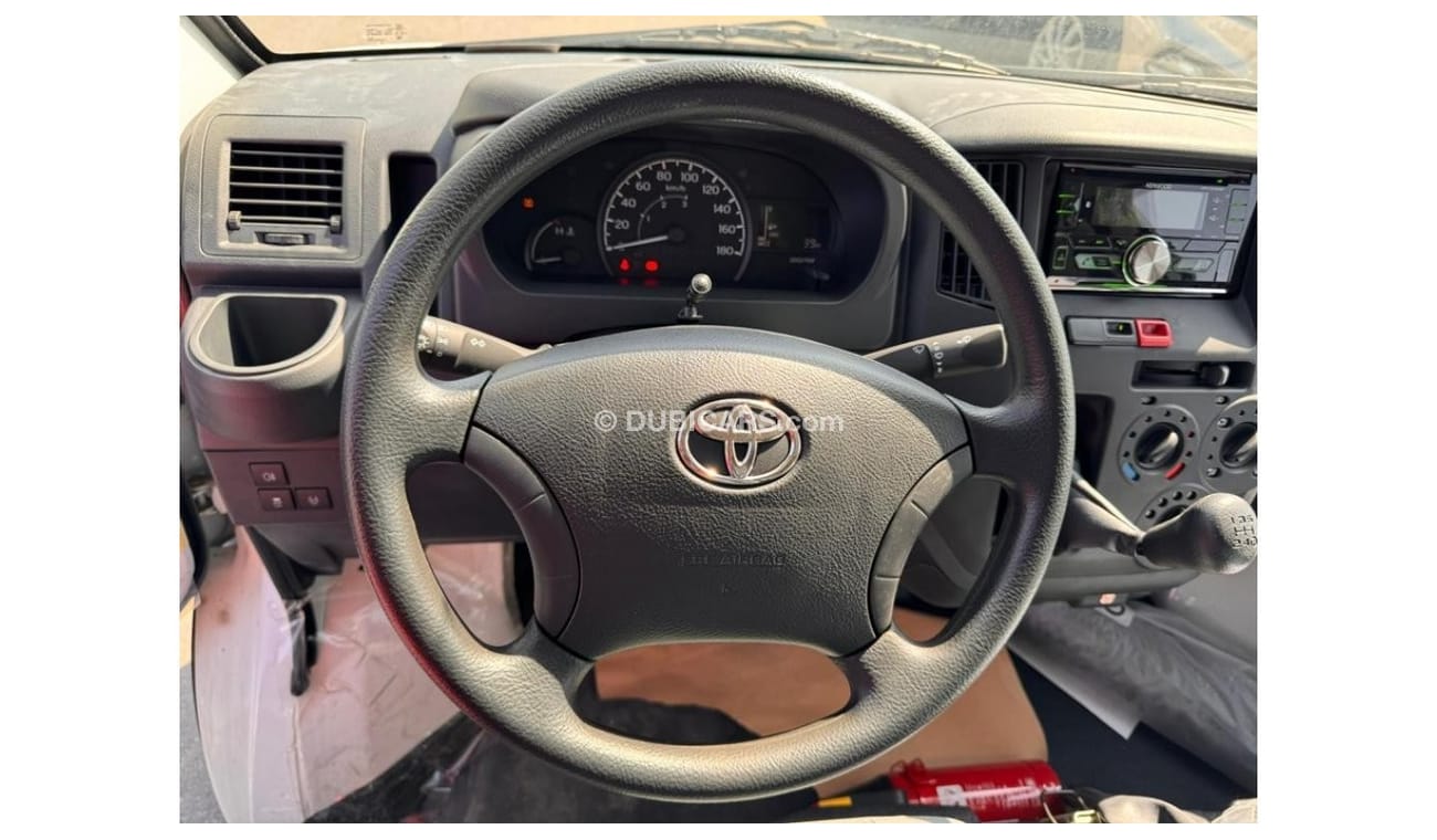 Toyota Lite Ace 1.5L PETROL MANUAL TRANSMISSION