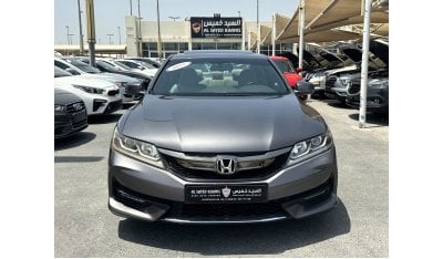 Honda Accord Coupe ACCIDENTS FREE - GCC - COUPE - V4 - 2017 - PERFECT CONDITION INSIDE OUT