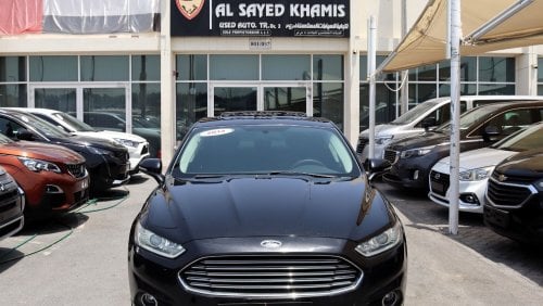 Ford Fusion SEL ACCIDENTS FREE - GCC - SUNROOF - ORIGINAL PAINT - PERFECT CONDITION INSIDE OUT