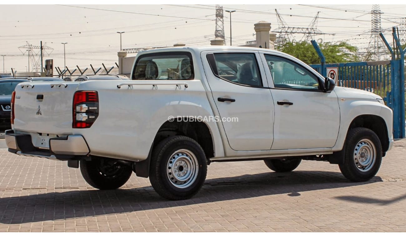 ميتسوبيشي L200 Mitsubishi L200 Diesel DC 4WD 2.5L GL 6 SEATS DID Manual Transmission