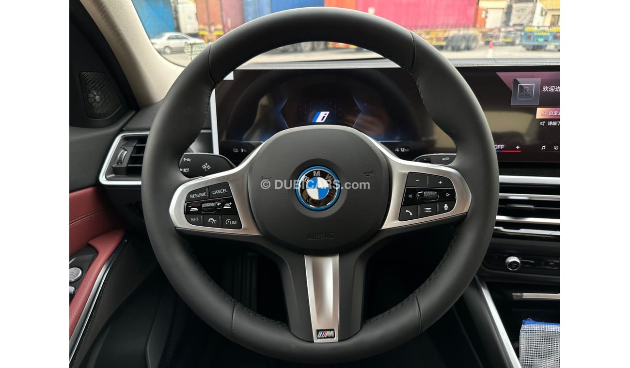 بي أم دبليو i3 2024 BMW I3 Full Electric 40L , 360 Cam , HUD , Sport Kit , CLTC 592 KM