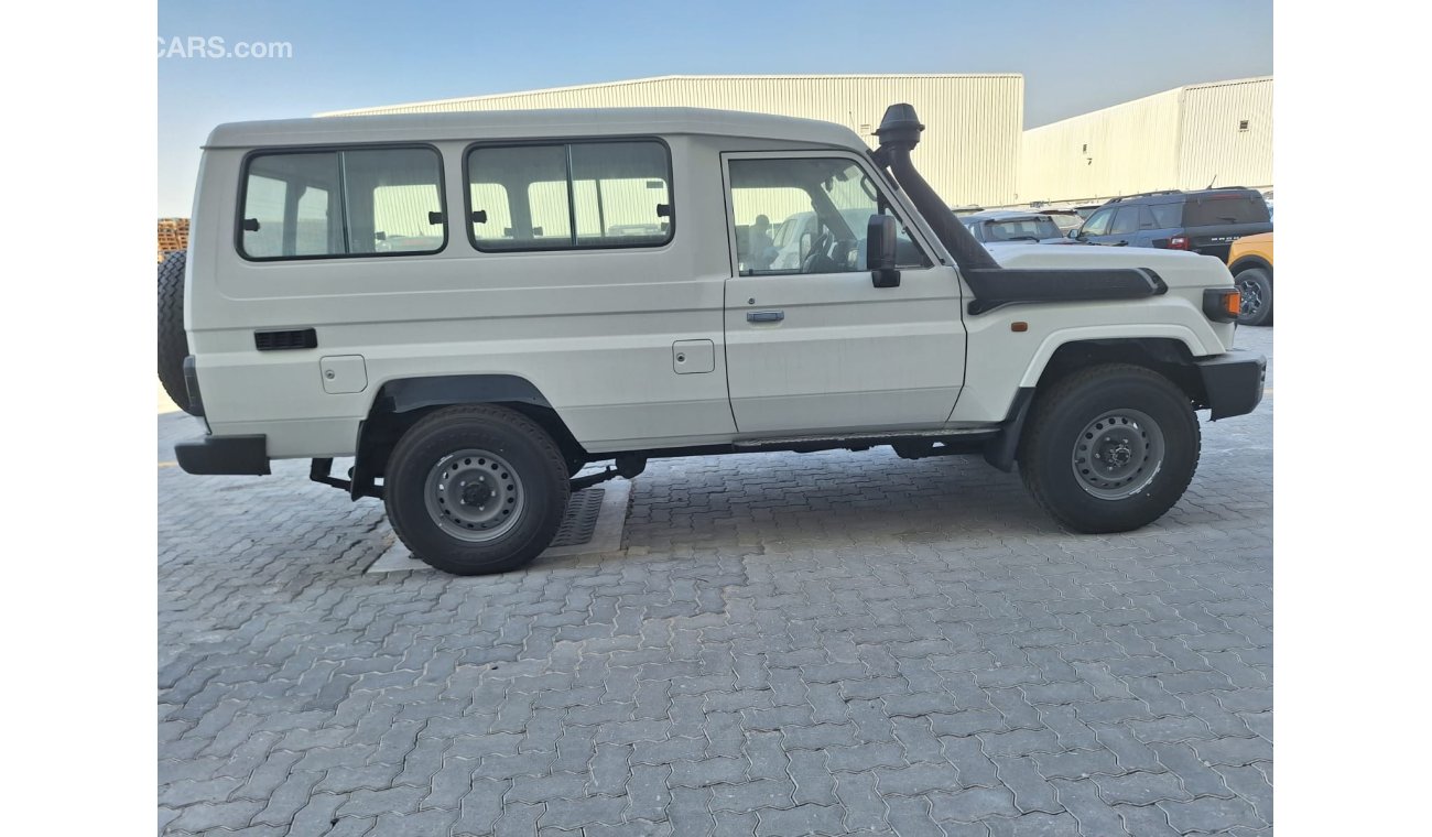 Toyota Land Cruiser Hard Top MY 2024 DIESEL FULL OPTION WITH DIFFLOCK, DVD,STEERING WHEEL CONTROL