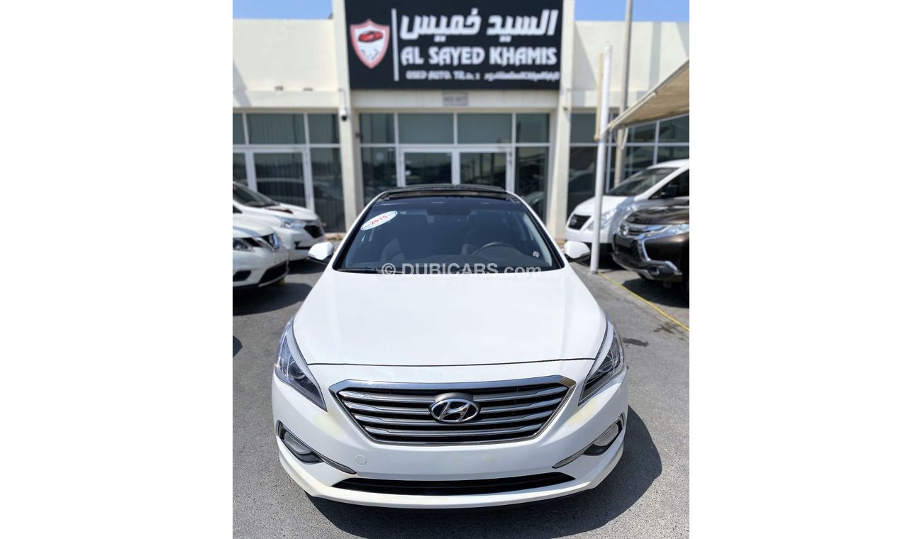 Hyundai Sonata GLS ACCIDENTS FREE - GCC - PERFECT CONDITION INSIDE OUT - PANORAMIC SUNROOF