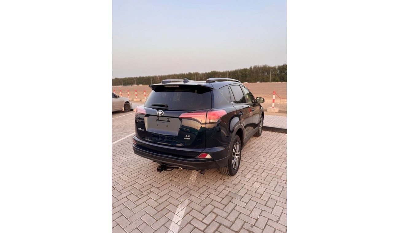 Toyota RAV4 VX 2018 Toyota RAV4 LE (AX40), 5dr SUV, 2.5L 4cyl Petrol, Automatic, Four Wheel Drive