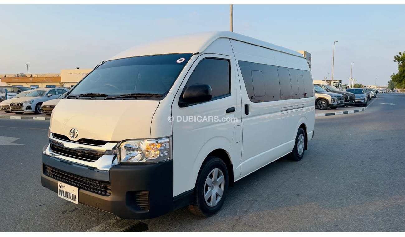 Toyota Hiace PREMIUM CONDITION | 2016 | 3.0L DIESEL ENGINE | MAUNAL TRANMISSION | RHD