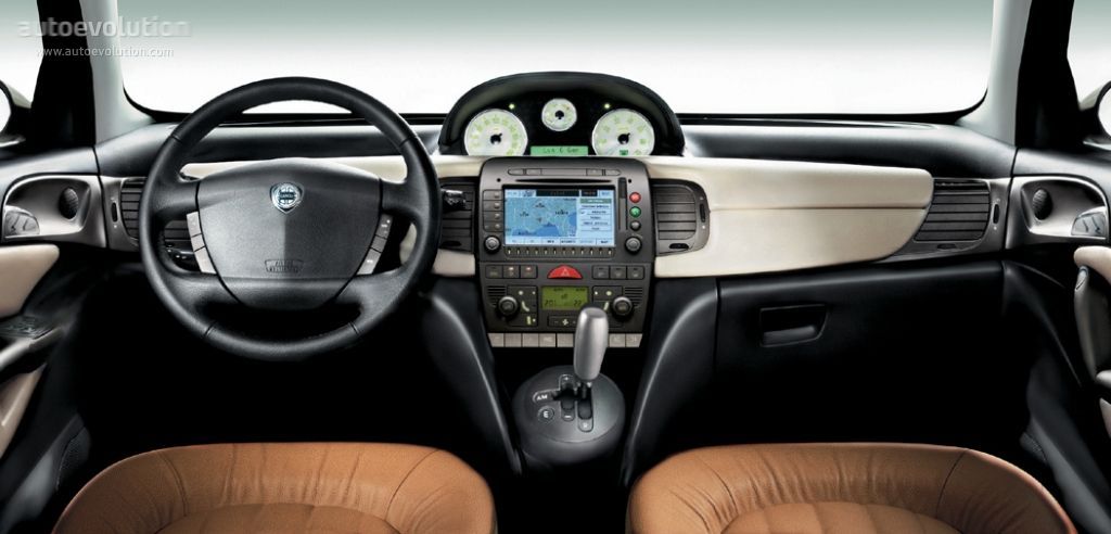 Lancia Ypsilon interior - Cockpit