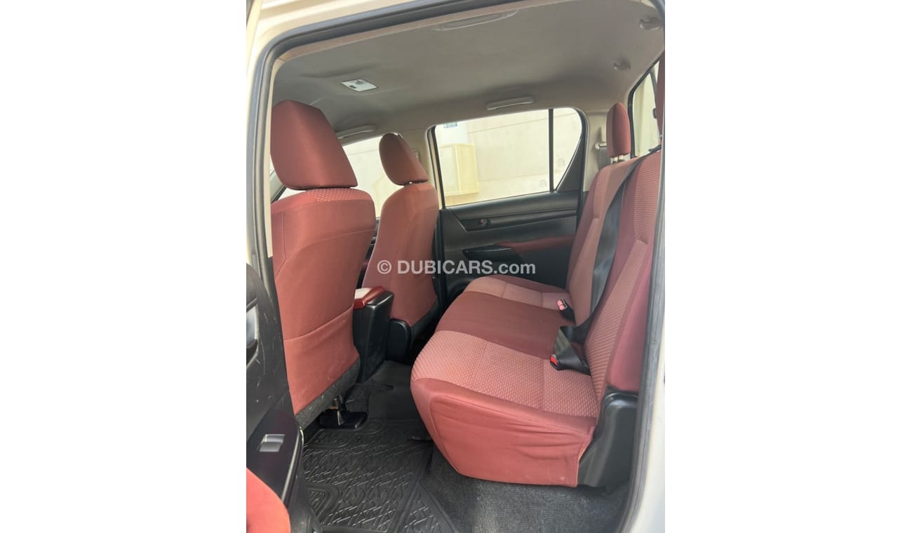 تويوتا هيلوكس 2018 GLX GCC Full Automatic 4*2 Very Clean and Perfect Condition