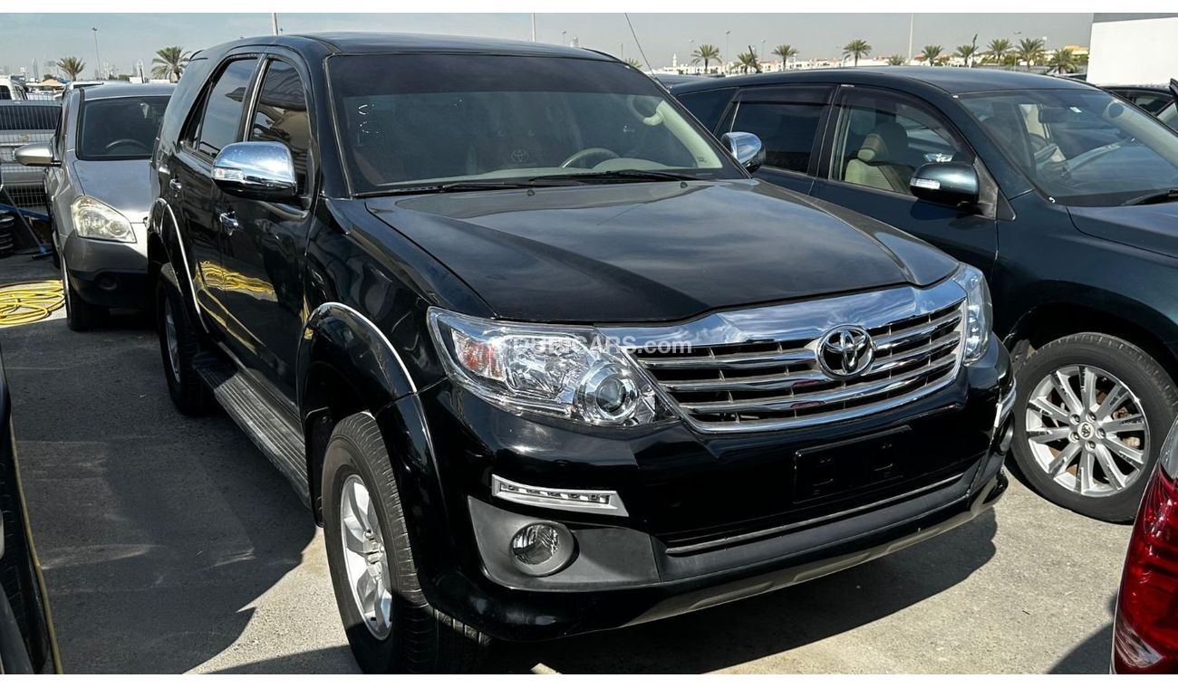 Used Toyota Fortuner 2009 for sale in Dubai - 699463