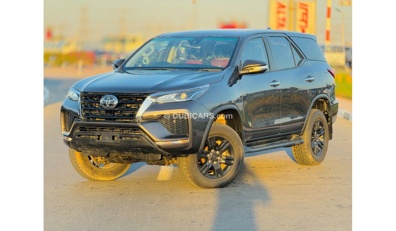 تويوتا فورتونر Toyota fortuner Limited full option