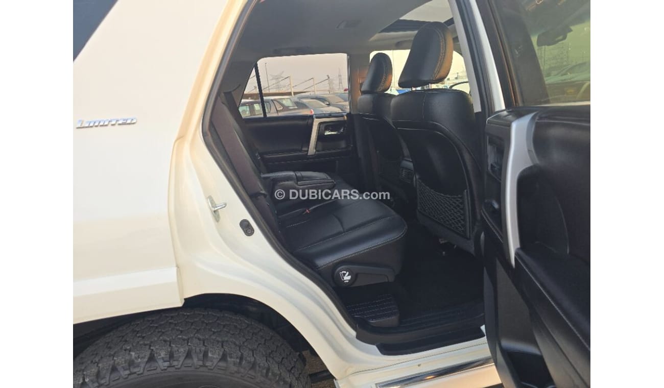 تويوتا Runner4 Limited Edition 4x4 , 7 seater , Sunroof and Push button