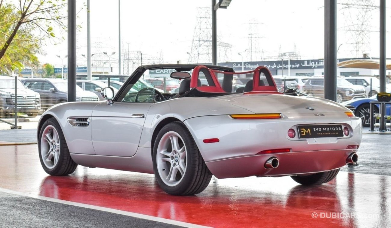 BMW Z8 BMW Z8, 2002, Silver exterior, Red Interior, Manual transmission, 8 cylinders, 18″ wheels, 61,900 km