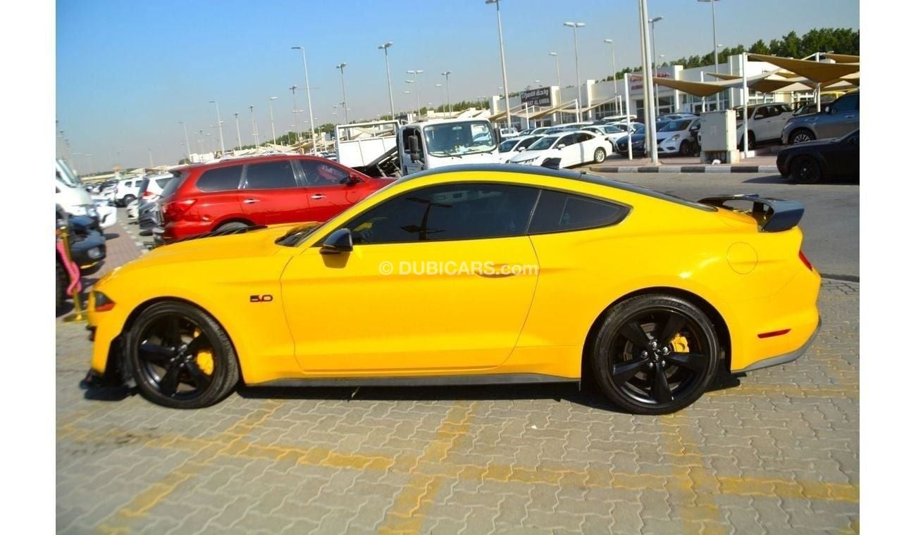 فورد موستانج V8 GT 5.0L//2022//NICE COLOR //SHELBY KIT //GOOD CONDITION