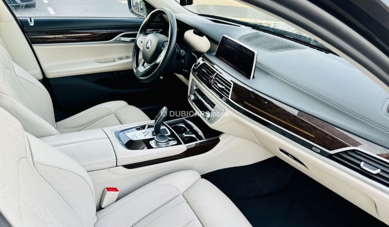 BMW 750Li Luxury