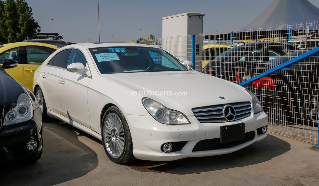 Used Mercedes-Benz CLS 500 2006 for sale in Dubai - 35297