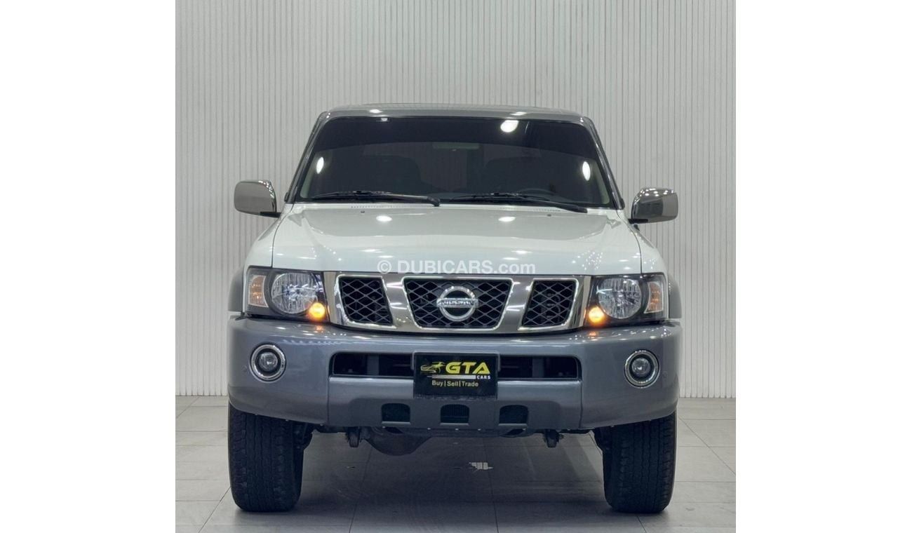 نيسان باترول سوبر سفاري 2023 Nissan Patrol Super Safari, May 2028 Nissan Warranty + Service Package. Low Kms, 7 Seater, GCC