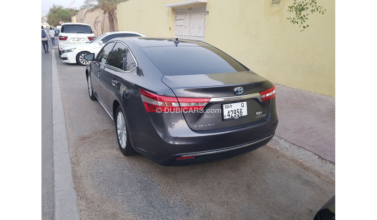 Toyota Avalon Hybrid limited