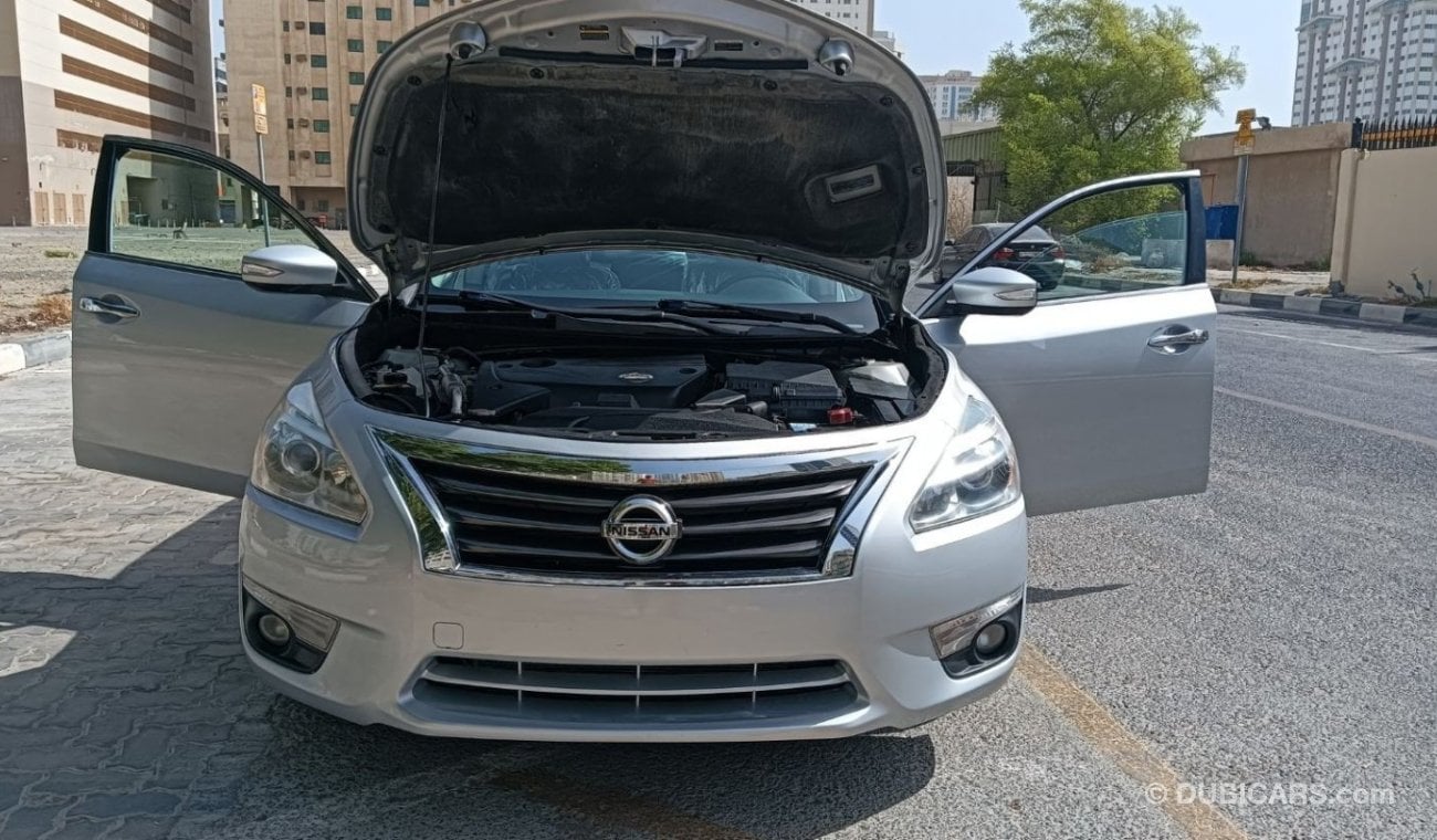 Nissan Altima 2013 Nissan Altima SV (L33), 4dr Sedan, 2.5L 4cyl Petrol, Automatic, Front Wheel Drive