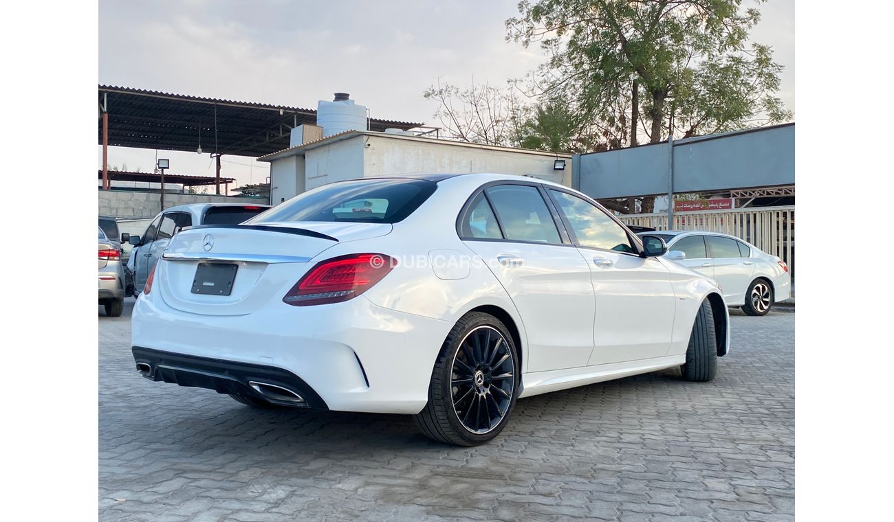 Used Mercedes-Benz C 300 NIGHT EDITION 2021 for sale in Dubai - 712197