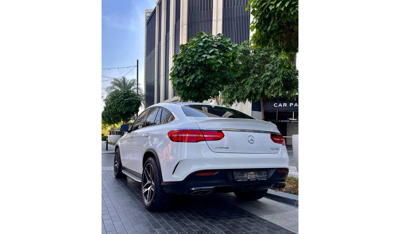 مرسيدس بنز GLE 43 AMG