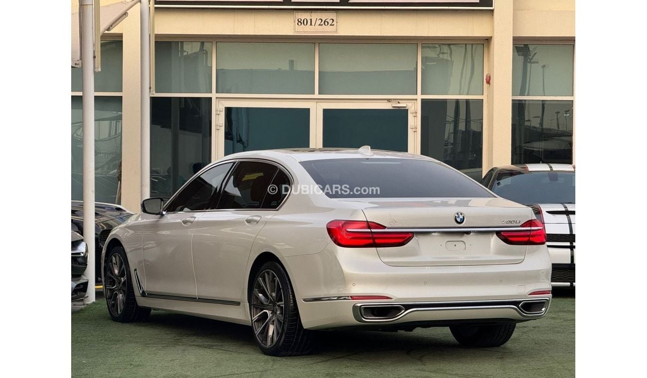 BMW 730Li Excellence Multimedia 2.0L