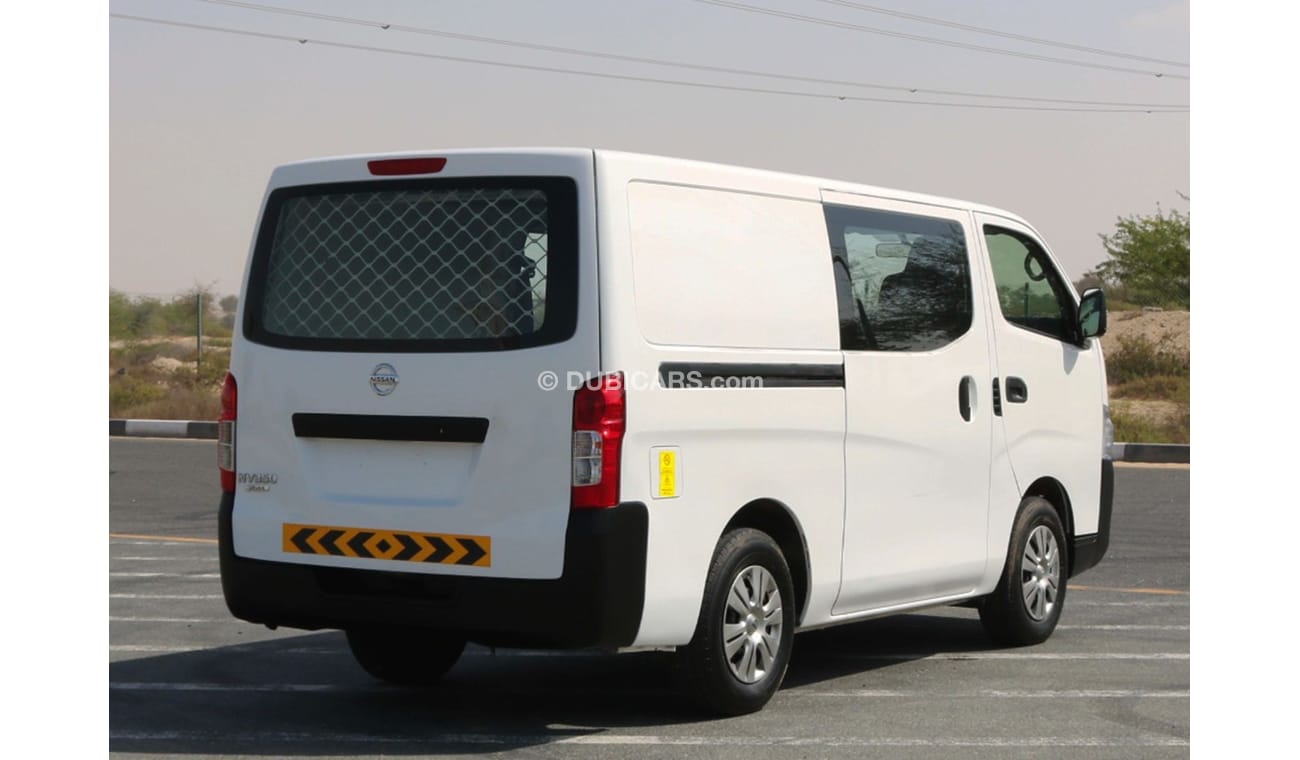 Nissan NV350 2016 | NISSAN URVAN - NV350 | STANDARD ROOF DELIVERY VAN WITH GCC SPECS AND EXCELLENT CONDITION